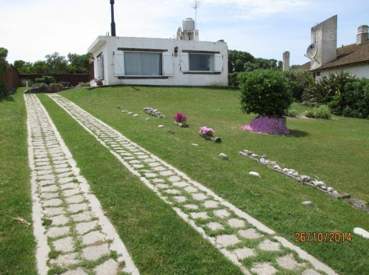 CASA EN VENTA, MAR CHIQUITA