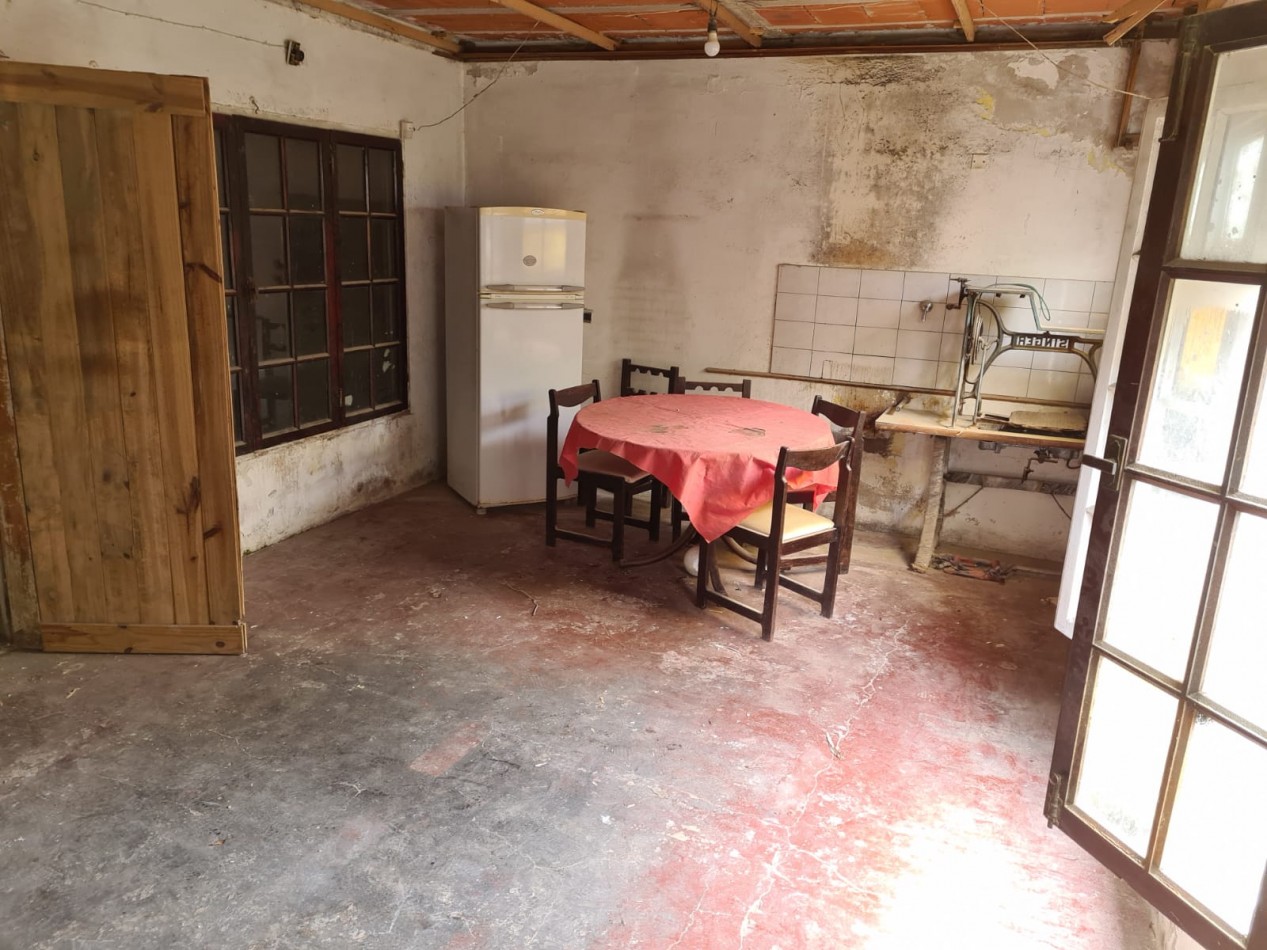 CHALET EN VENTA. ESTRADA AL 7200. A TERMINAR
