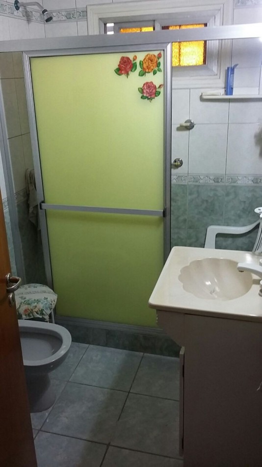 Locales sobre avda Luro+ chalet pta alta+ dpto a reciclar