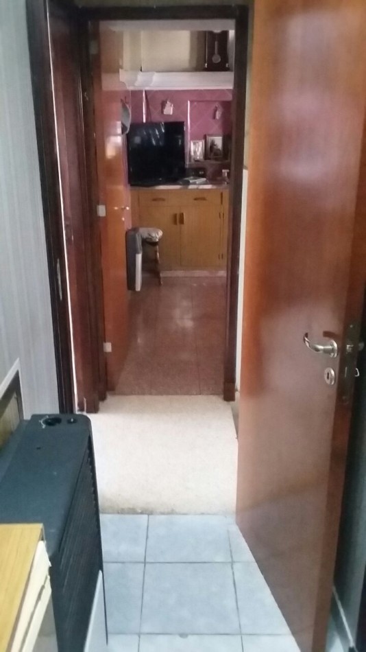 Locales sobre avda Luro+ chalet pta alta+ dpto a reciclar