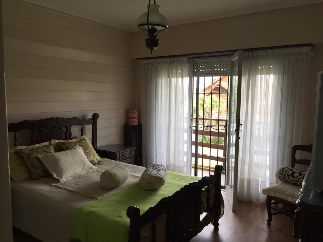 Venta Chalet 3 Ambientes. Zona Constitucion.