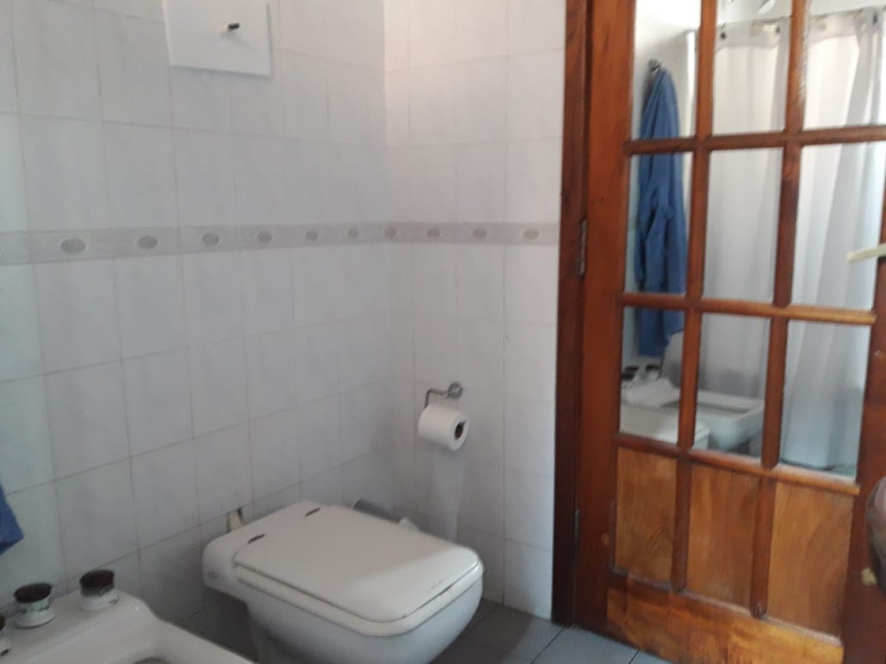 Chalet En Venta. 4 Ambientes Sobre Lote De 300 Mts.