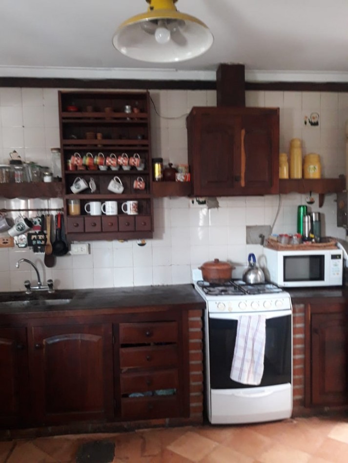 Chalet En Venta. 4 Ambientes Sobre Lote De 300 Mts.