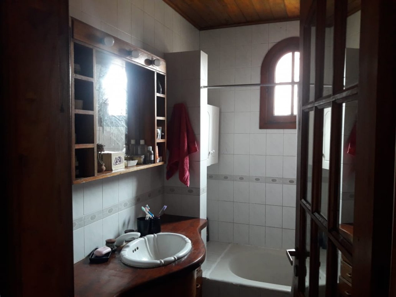 Chalet En Venta. 4 Ambientes Sobre Lote De 300 Mts.