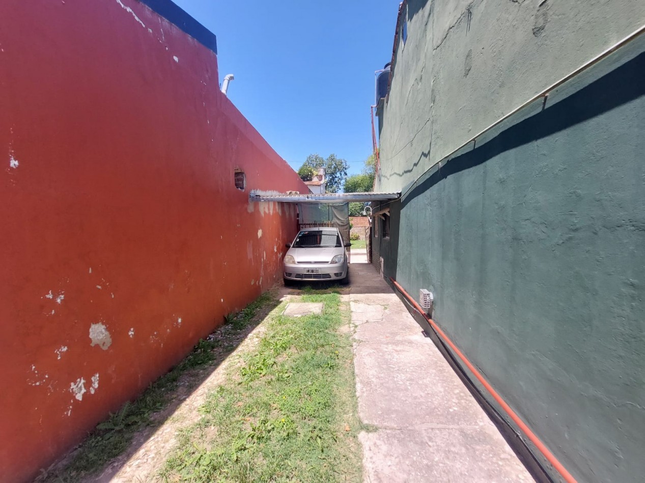 Chalet 3 amb + dpto 2 amb. Barrio Florentino Ameghino