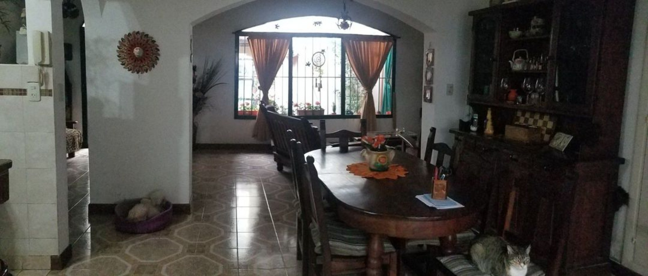 CASA EN VENTA. ZONA UNIVERSIDAD. IDEAL HOSTEL.