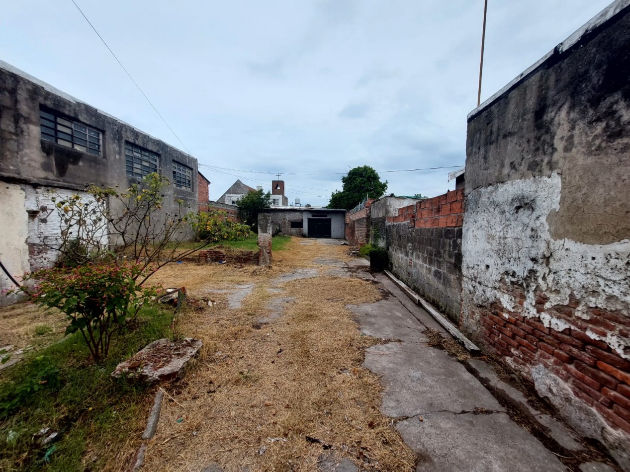 CASA A RECICLAR. BARRIO 9 DE JULIO