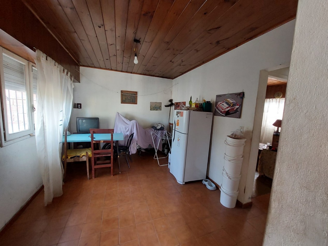 CASA EN VENTA. BARRIO LOPEZ DE GOMARA