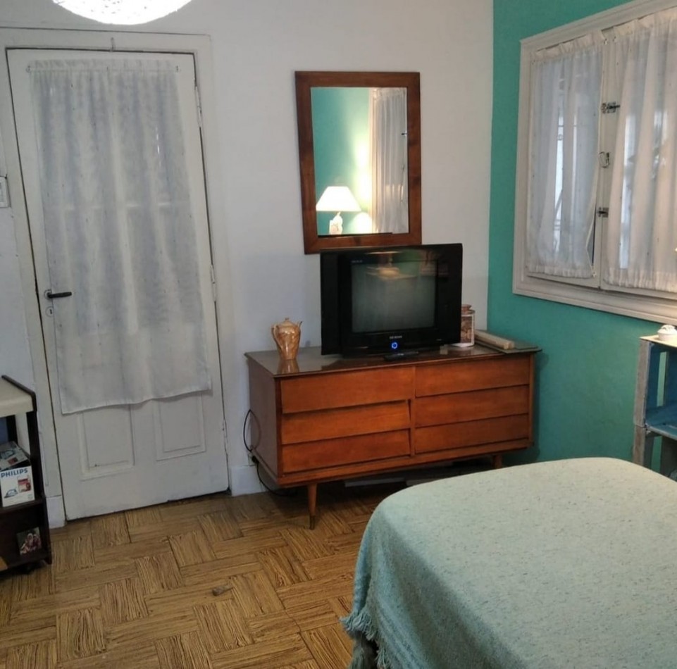 CASA 5 AMBIENTES EN BARRIO DON BOSCO.