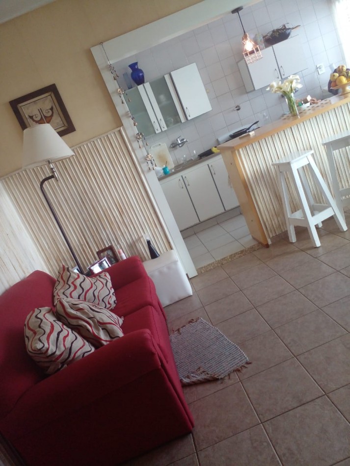 BARRIO SARMIENTO. EN VENTA, DEPARTAMENTO 3 AMBIENTES