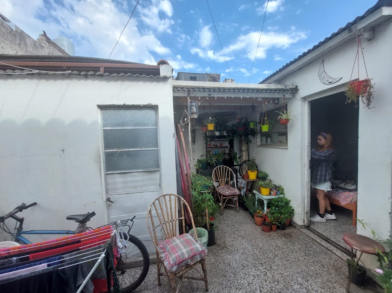 Chalet 3 Ambientes mas dpto en venta. Saenz Peña y 12 de Octubre