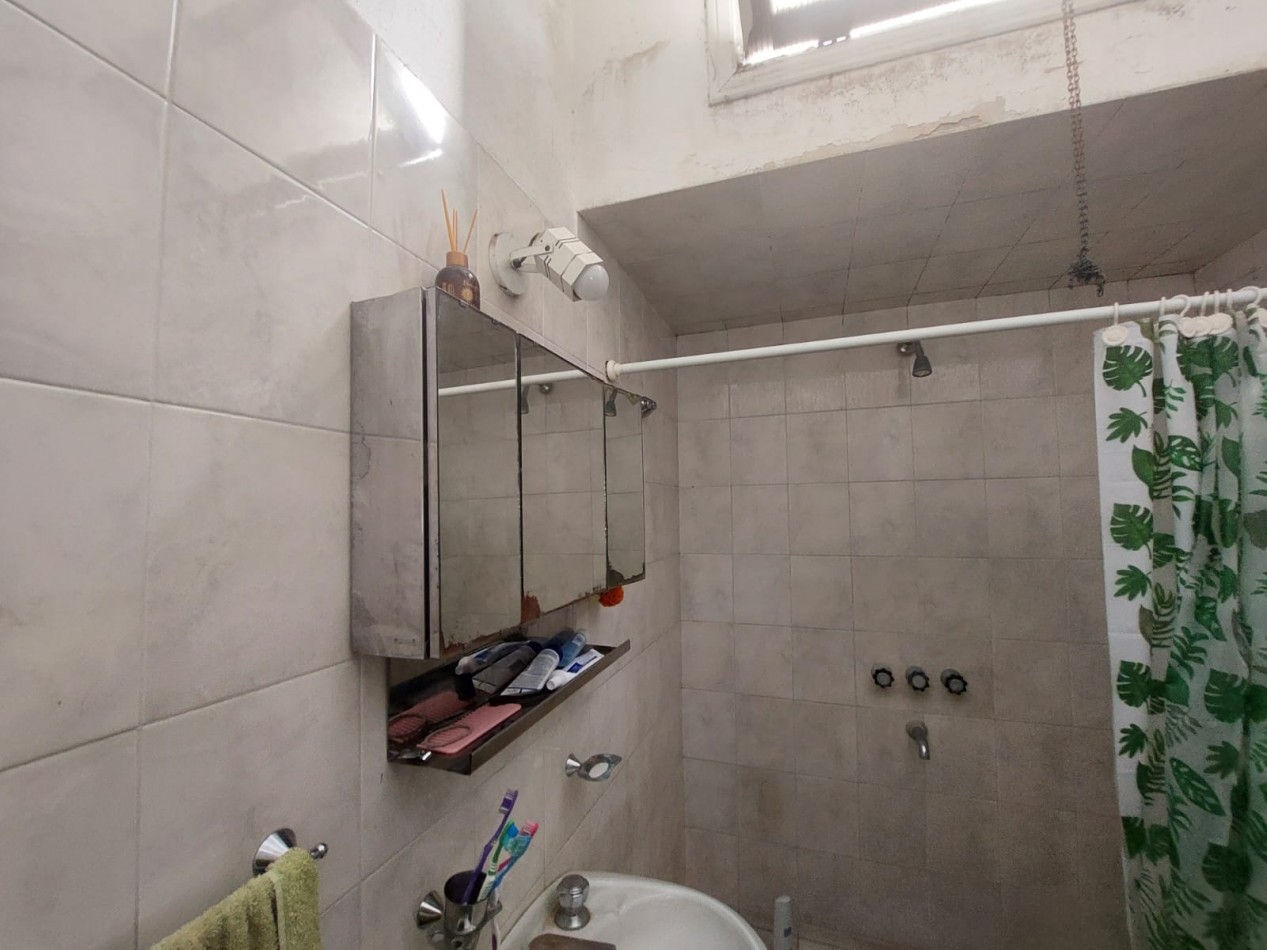 Chalet 3 Ambientes mas dpto en venta. Saenz Peña y 12 de Octubre