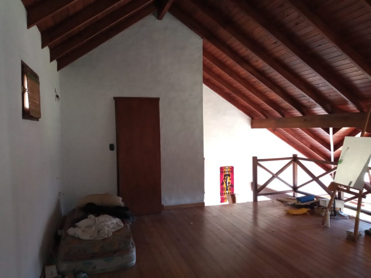 Chalet Sierra de los Padres con excelente vista