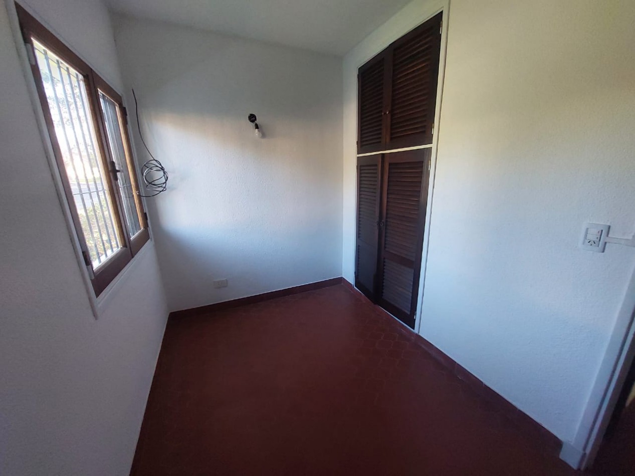 CASA 4 AMBIENTES EN BARRIO COLINAS DE PERALTA RAMOS