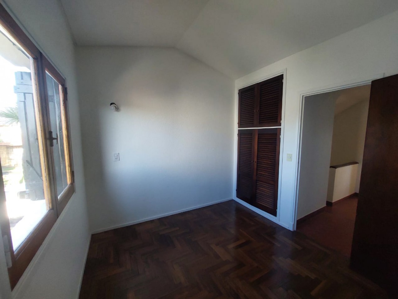 CASA 4 AMBIENTES EN BARRIO COLINAS DE PERALTA RAMOS