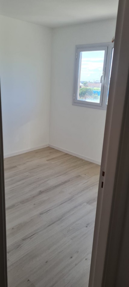 DUPLEX 3 AMBIENTES. BARRIO FELIX U. CAMET.