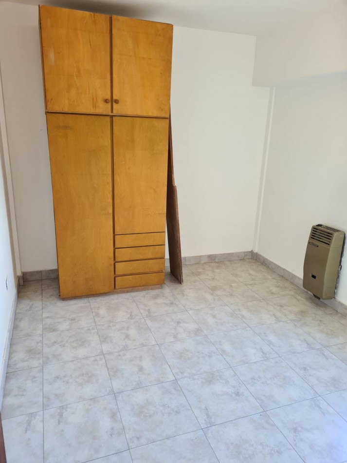 Departamento 3 ambientes con entrada de vehiculos Apto Credito