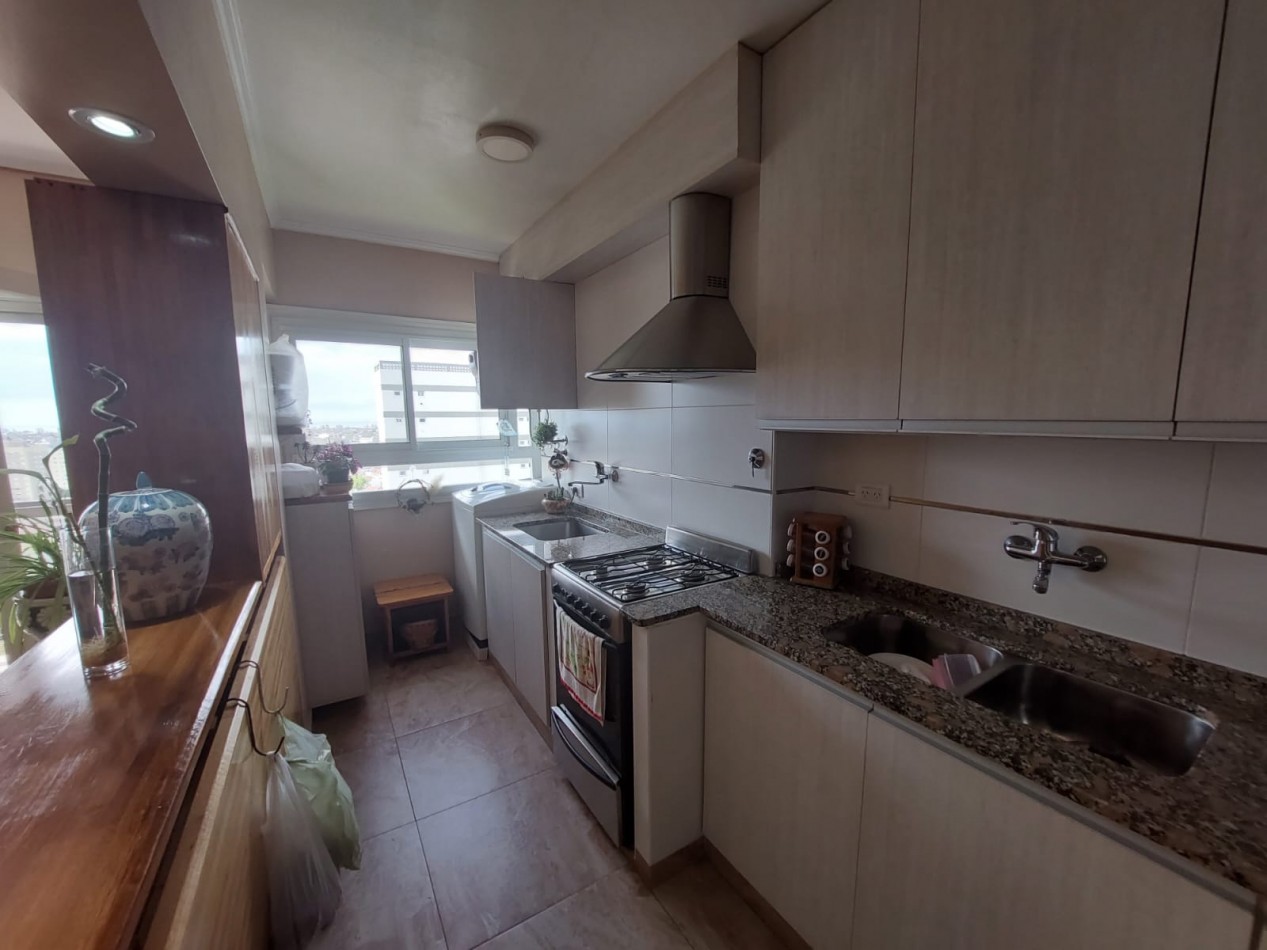 DEPARTAMENTO EN VENTA. DOS AMBIENTES. BRONZINI 1400