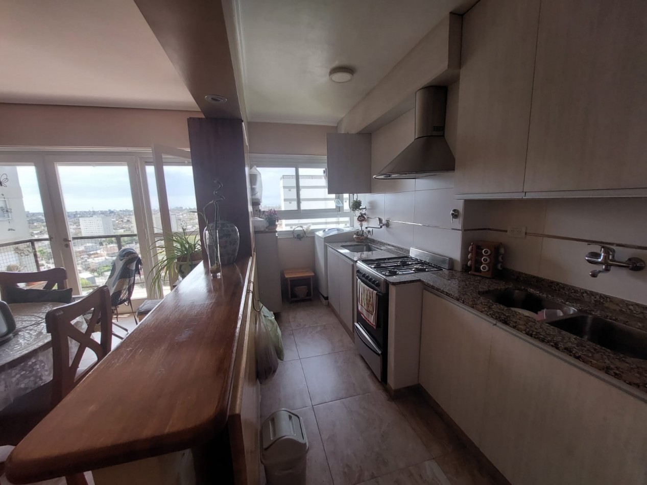 DEPARTAMENTO EN VENTA. DOS AMBIENTES. BRONZINI 1400