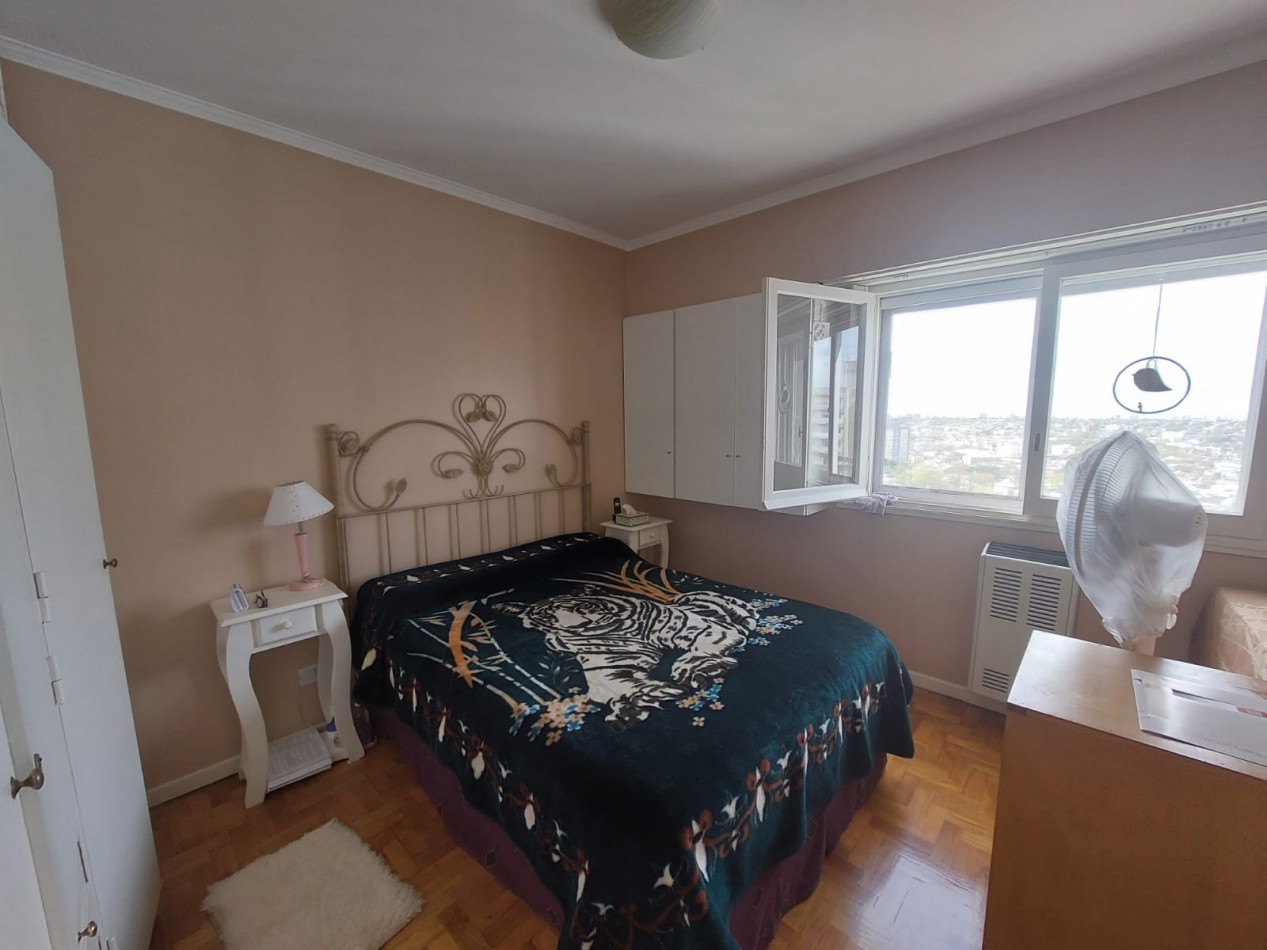 DEPARTAMENTO EN VENTA. DOS AMBIENTES. BRONZINI 1400