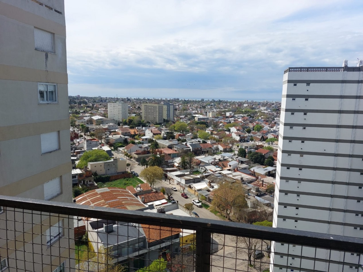 DEPARTAMENTO EN VENTA. DOS AMBIENTES. BRONZINI 1400