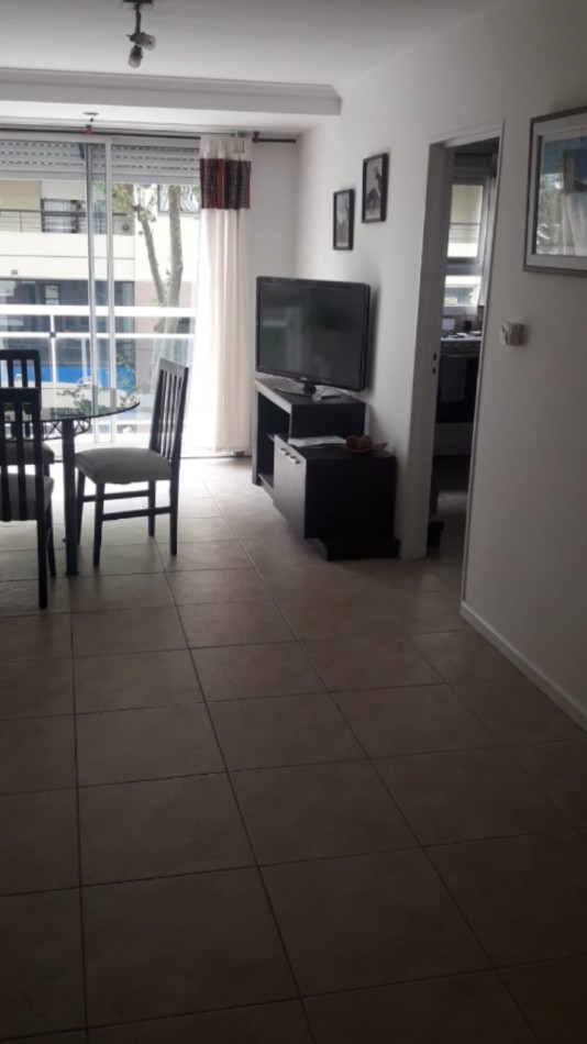 VENTA, SEMIPISO 3 AMBIENTES. ZONA PLAZA MITRE
