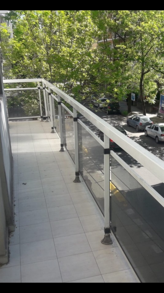 VENTA, SEMIPISO 3 AMBIENTES. ZONA PLAZA MITRE