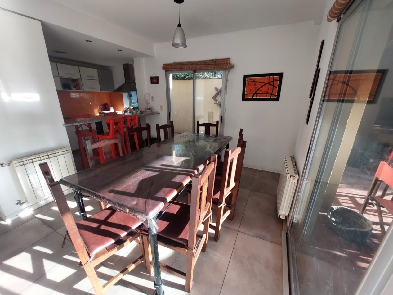 CASA EN VENTA. BARRIO LOS TILOS