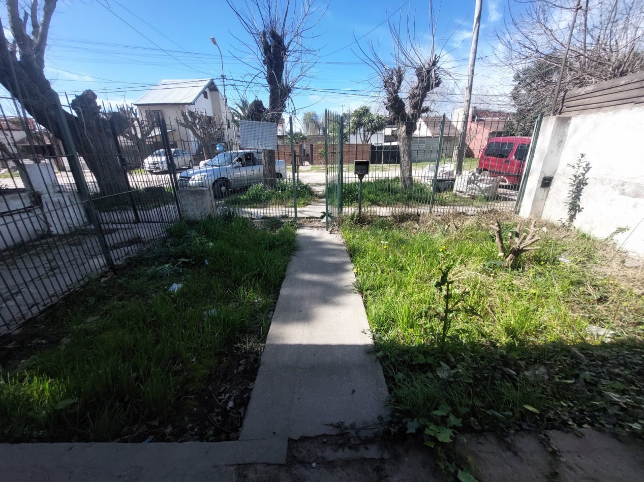 PH EN VENTA. TRES AMBIENTES, A RECICLAR