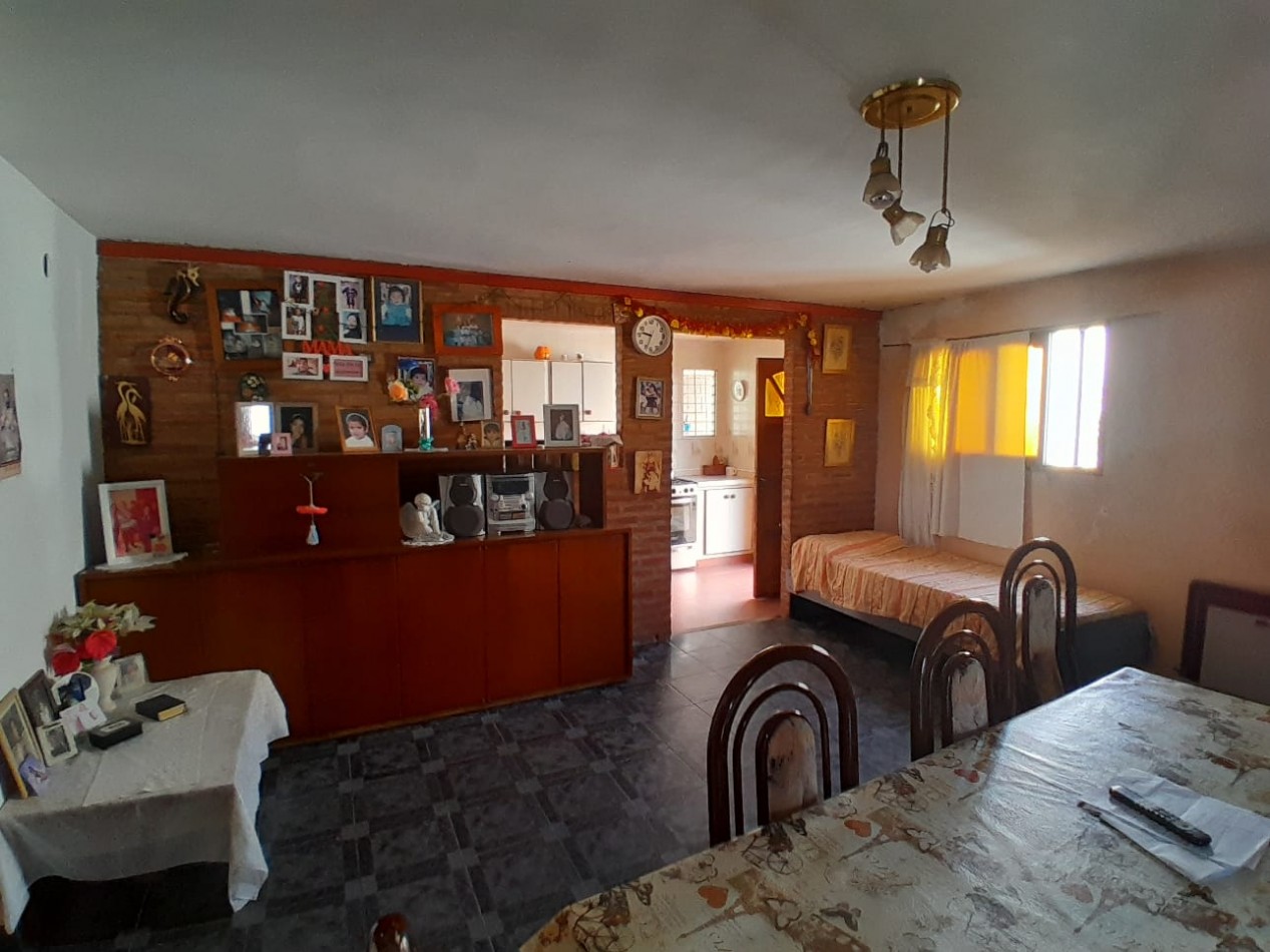 CASA MAS DEPARTAMENTO. ZONA ITUZAINGO Y TANDIL