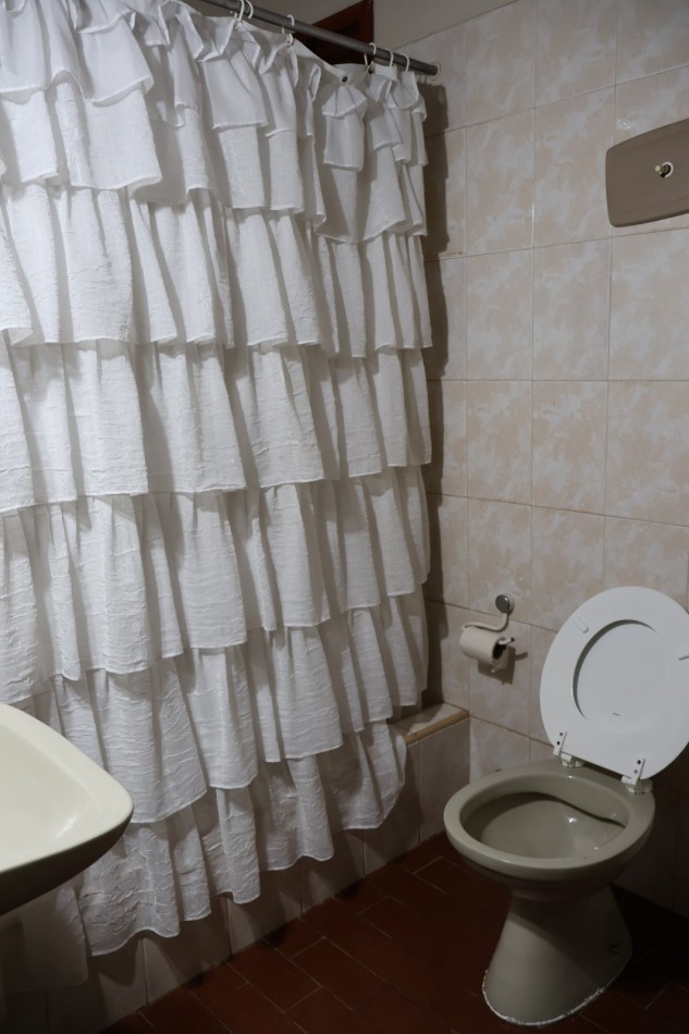 CASA QUINTA EN VENTA.BARRIO GLORIA DE LA PELEGRINA