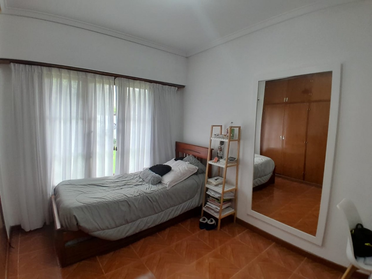 CHALET EN VENTA. BARRIO SANTA MONICA