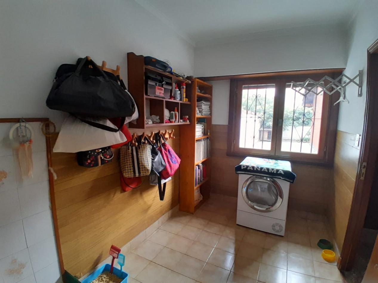 CHALET EN VENTA. BARRIO SANTA MONICA
