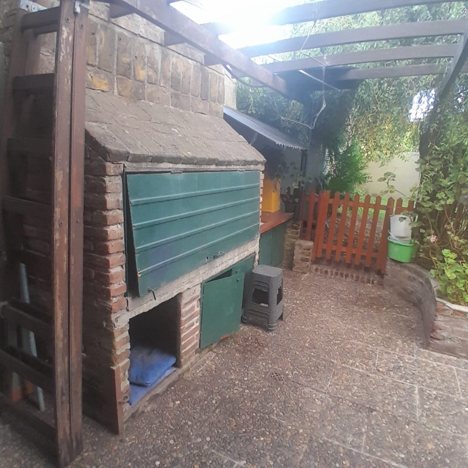 EN VENTA. CHALET EN DOS PLANTAS. BARIO DON BOSCO