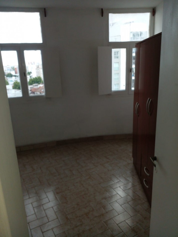 ALQUILER 24 MESES. CATAMARCA Y BOLIVAR. 2 AMBIENTES. $550.000, EXPENSAS INCLUIDAS