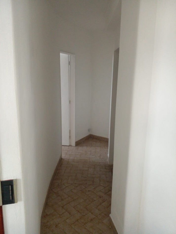 ALQUILER 24 MESES. CATAMARCA Y BOLIVAR. 2 AMBIENTES. $550.000, EXPENSAS INCLUIDAS