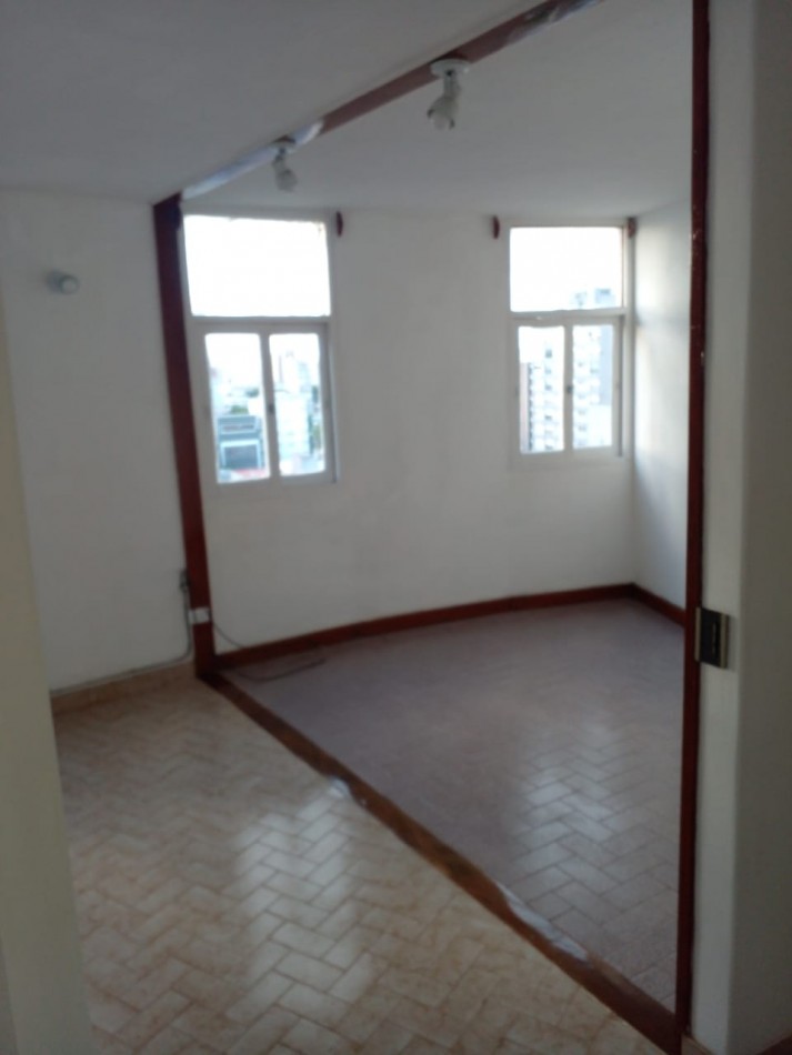 ALQUILER 24 MESES. CATAMARCA Y BOLIVAR. 2 AMBIENTES. $550.000, EXPENSAS INCLUIDAS