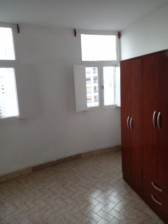 ALQUILER 24 MESES. CATAMARCA Y BOLIVAR. 2 AMBIENTES. $550.000, EXPENSAS INCLUIDAS