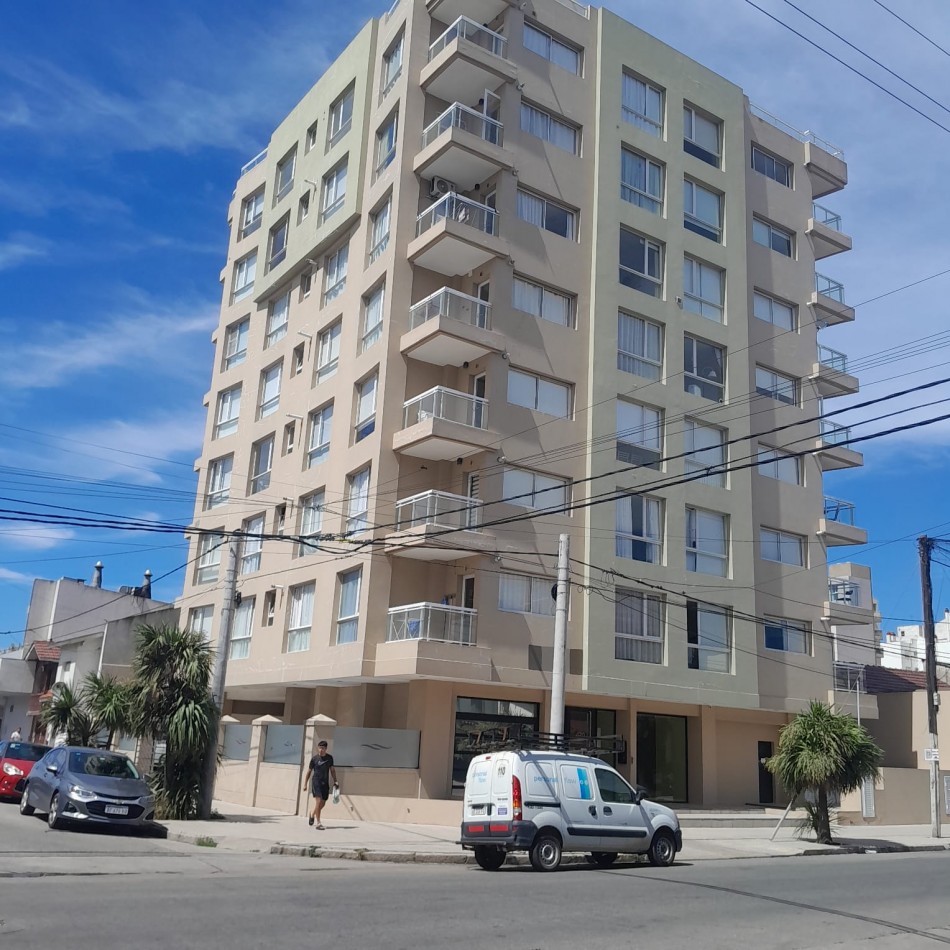 EN VENTA. DOS AMBIENTES, ZONA BRANDSEN Y LA COSTA