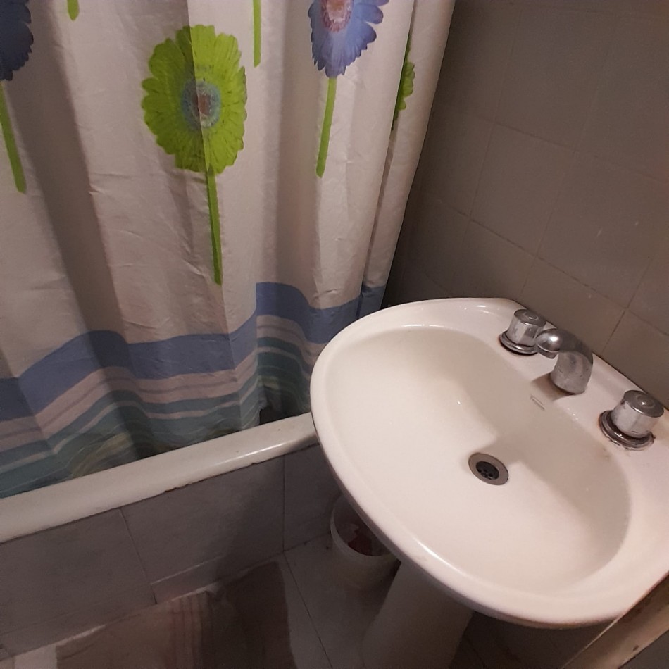EN VENTA. DPTO TRES AMBIENTES SAN MARTIN Y SANTIAGO DEL ESTERO