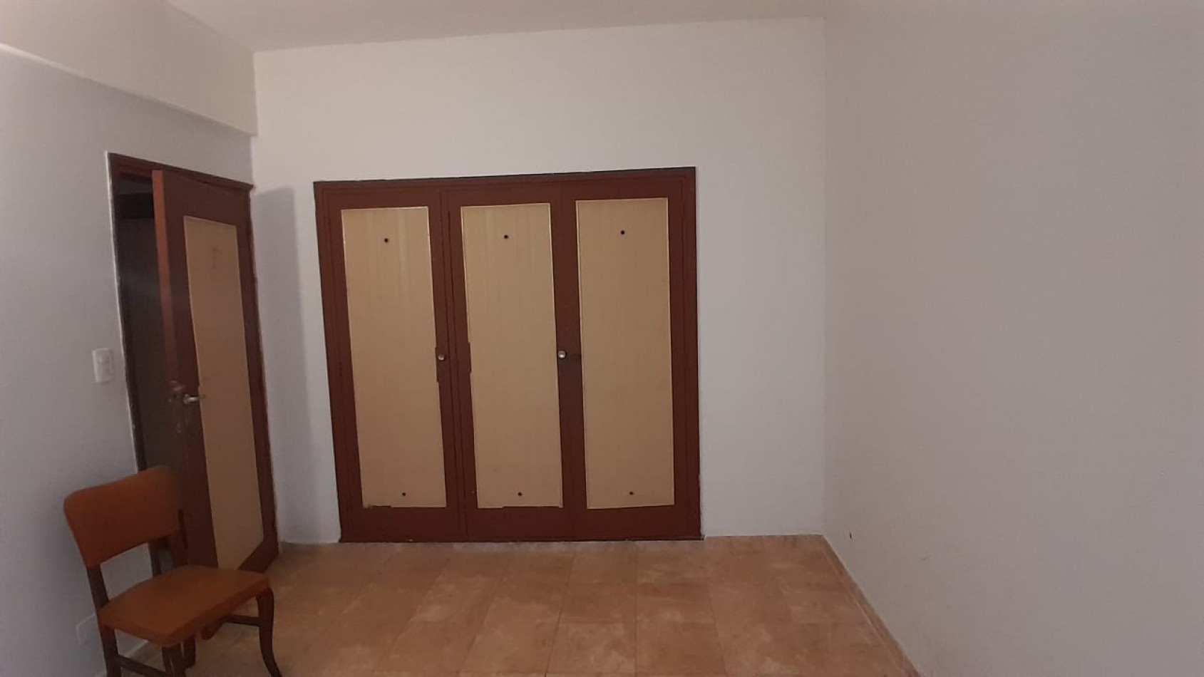 ALQUILER 24 MESES. DPTO 2 AMBIENTES. ZONA LURO 2400