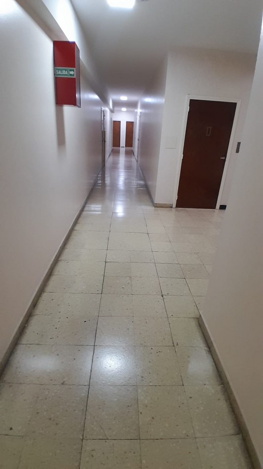 ALQUILER 24 MESES. DPTO 2 AMBIENTES. ZONA LURO 2400