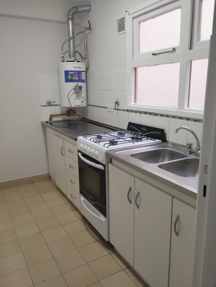 ALQUILER 24 MESES. 2 AMBIENTES, CON BALCON. LAS HERAS Y ALVARADO
