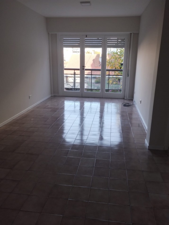 ALQUILER 24 MESES. 2 AMBIENTES, CON BALCON. LAS HERAS Y ALVARADO
