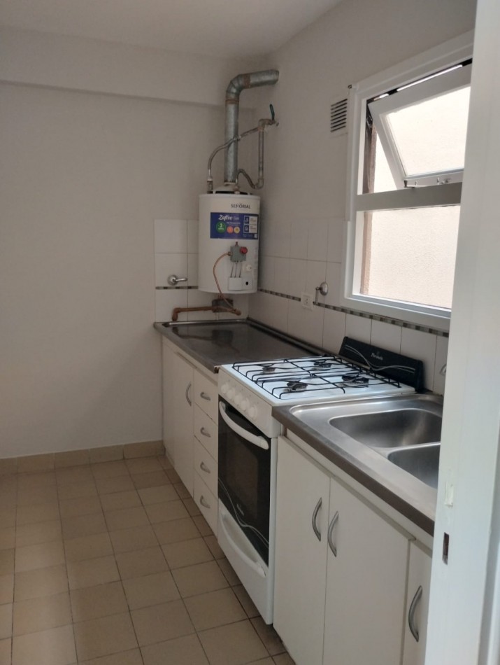 ALQUILER 24 MESES. 2 AMBIENTES, CON BALCON. LAS HERAS Y ALVARADO