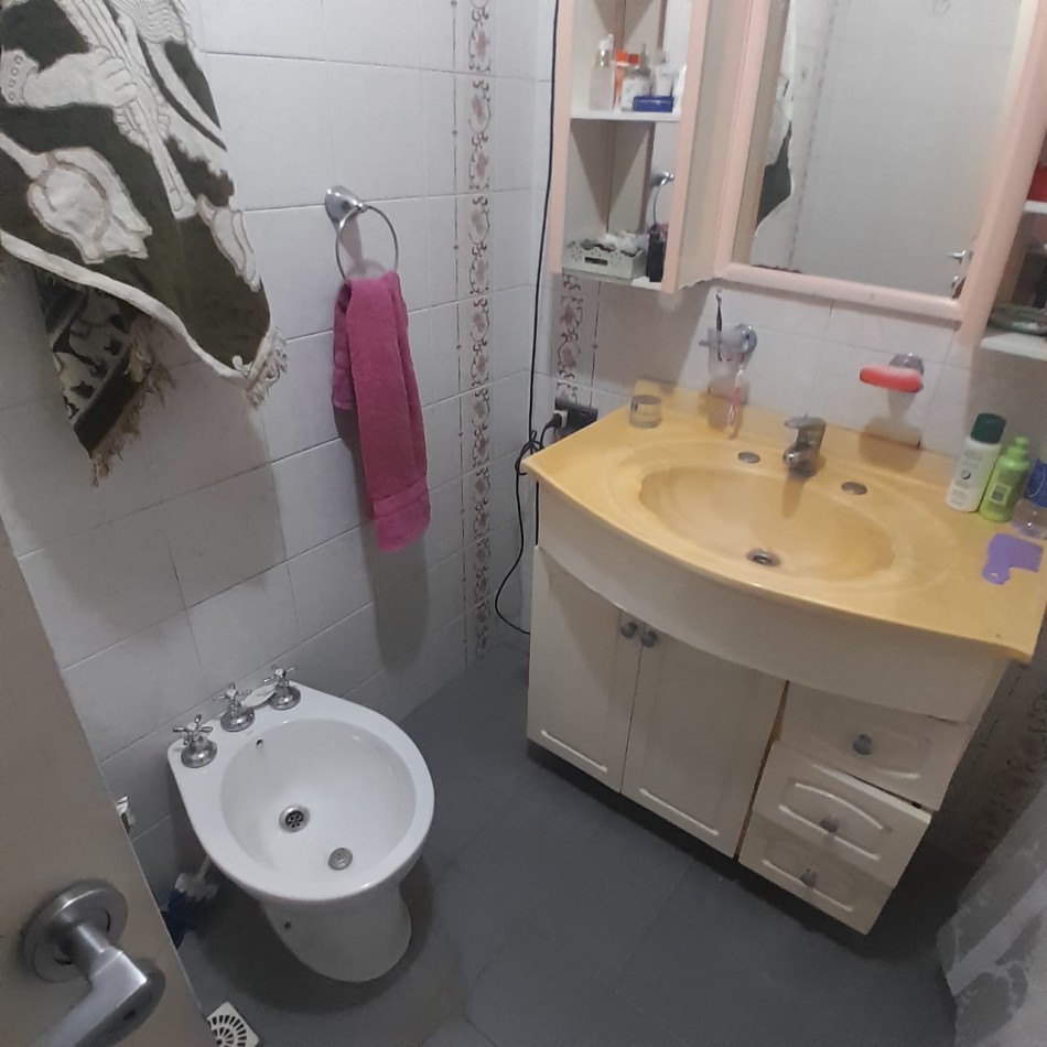 EN VENTA, PH 4 AMBIENTES. ZONA FRENCH E ITALIA