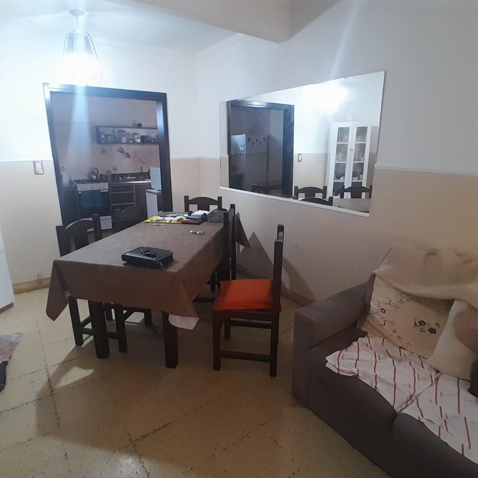 EN VENTA, PH 4 AMBIENTES. ZONA FRENCH E ITALIA