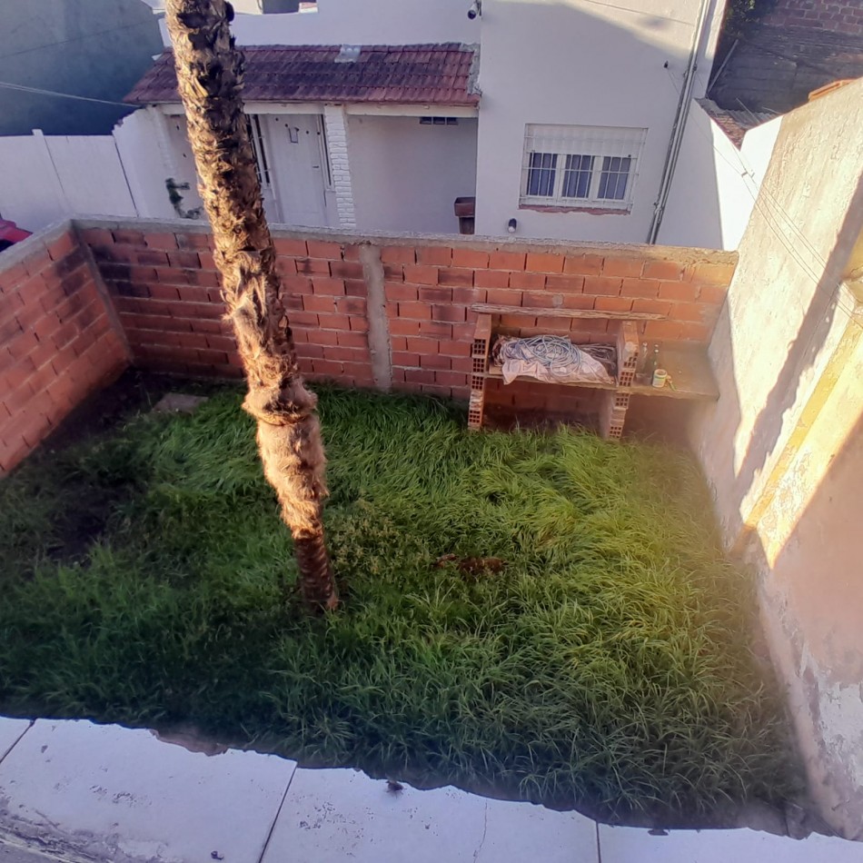 Chalet PH en Barrio San Cayetano