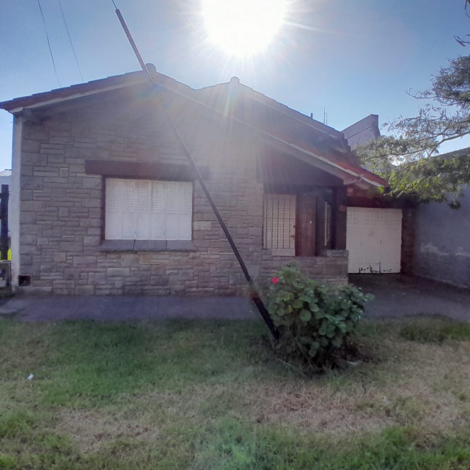 Chalet en punta Mogotes.