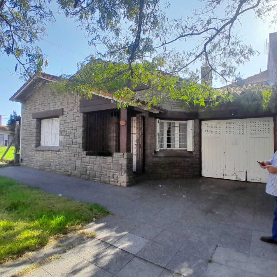 Chalet en punta Mogotes.